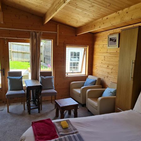 Secret Hythe, Sea Views Town Location 2Km Eurotunnel Apartment ไฮต์ ภายนอก รูปภาพ